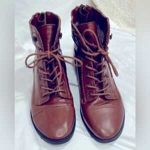 Women’s GH Bass Patricia Brown Ankle Boots Size 7M, Lace-up, Back Zipper